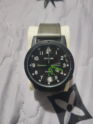 Reloj SKYLINE Negro y Verde