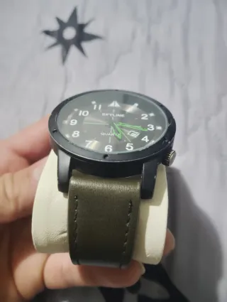 Reloj SKYLINE Negro y Verde