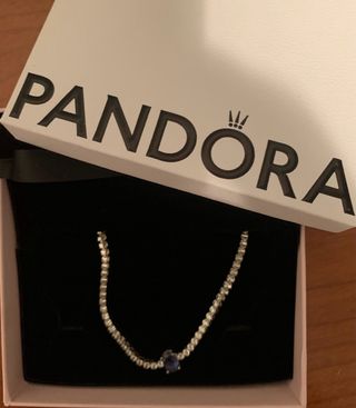 Pulsera Pandora con diamante azul