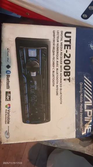 Radio Coche Alpine UTE-200BT Bluetooth