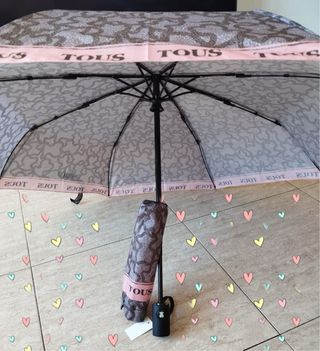 Paraguas TOUS estampado