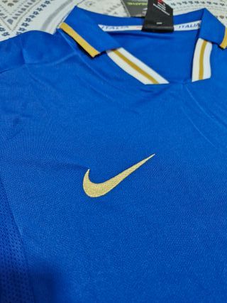 Camiseta Italia 1990 Nike Azul Dorada