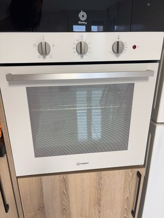Horno Indesit Blanco