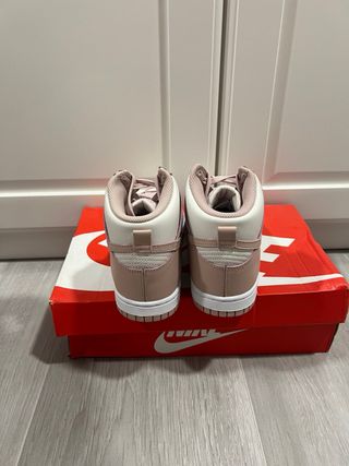 Nike Dunk High Pink Oxford