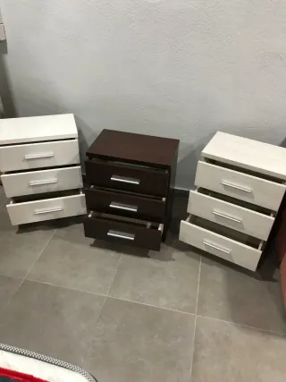 Canapés + Colchones + Cabeceros + Somieres+ Mesita