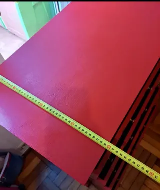 Cómoda roja 5 cajones