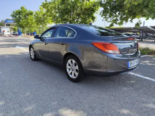 Opel Insignia 1.8 140cv