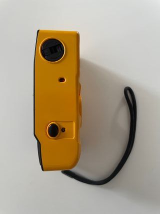 Cámara Kodak m35 Amarilla