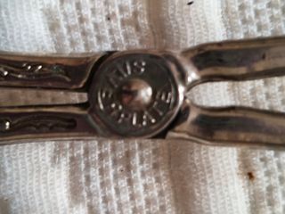 Pinça Bolo Vintage Banhada a Prata