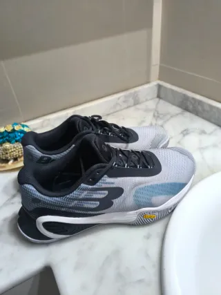 Zapatillas Bullpadel Hack Vibram Talla 42