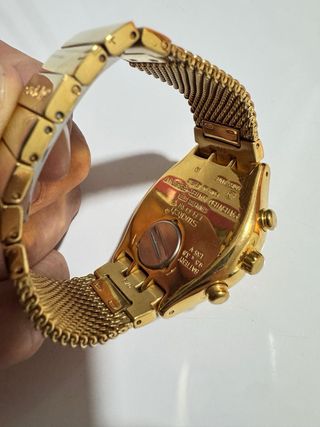 Reloj Swatch Irony Dorado Cronógrafo