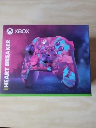Mando Xbox Heart Breaker