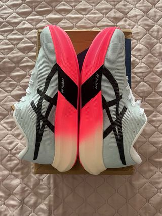 Zapatillas ASICS Metaspeed Sky Paris TALLA 42