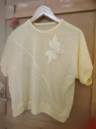 Camiseta punto vintage amarilla