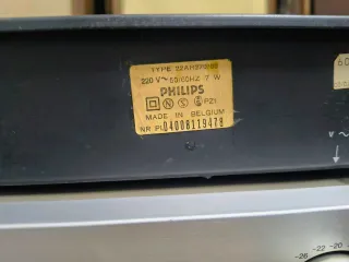 Preamplificador Philips 270 Black Tulip