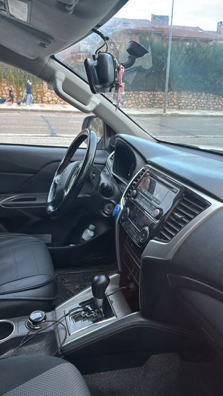 Mitsubishi L 200 2021