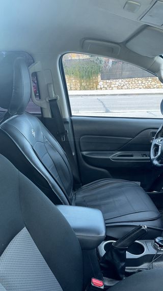 Mitsubishi L 200 2021