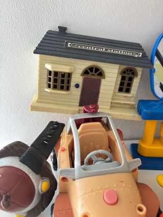 Lote Juguetes Varios: Avión, Coche, Estación