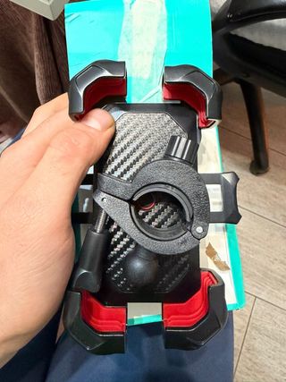 Soporte para móvil de moto