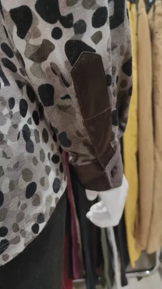 Blusa Genfins Talla 40