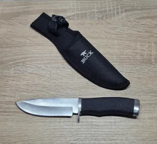 Coltello Buck con fodero