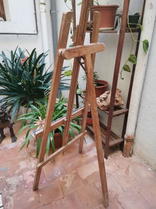 Caballete de madera robusto (muy buena calidad)