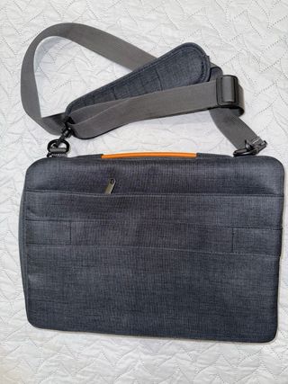 Maletín Bandolera Inateck Portátil 13” y 14”