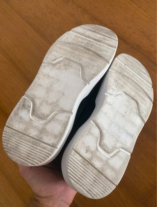 Sapatilhas SikSilk Pretas e Douradas