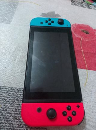 Nintendo Switch + Mando Pro Edición Mario
