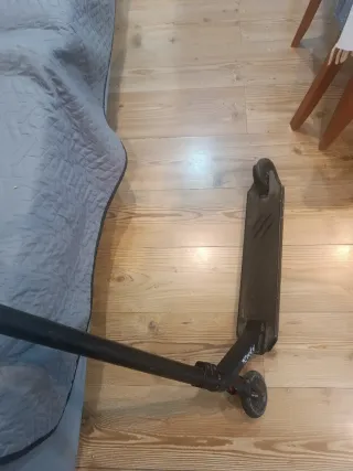 Patinete scooter Bestial Wolf Rocky Negro