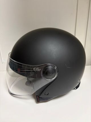 Casco Moto Negro MT Helmets