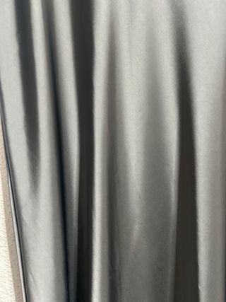 Falda Zara satinada gris talla S nueva con etiquet