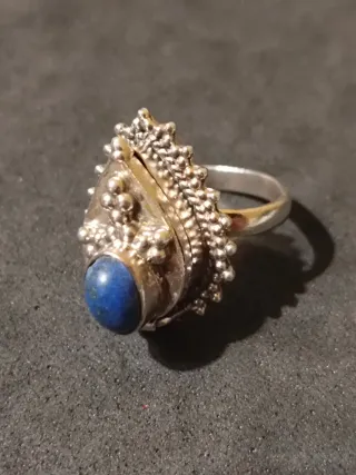 Anillo relicario plata con piedra azul