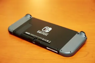 Nintendo Switch Seminueva Poco Uso