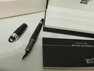 Pluma Montblanc Negra y Plateada