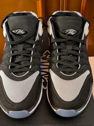 Nike Air Zoom GT Hustle 2 42.5 US 9 Usadas 1 vez