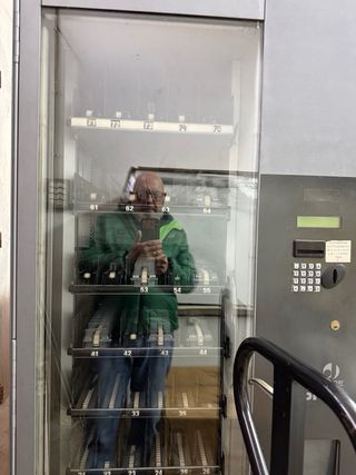 Máquina Expendedora Jofemar Visión V2