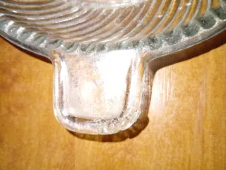 Exprimidor de vidrio vintage