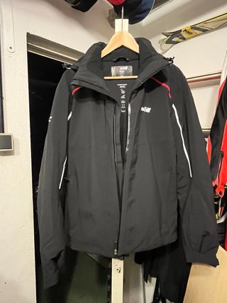 Chaqueta de esquí SOLL nueva. A estrenar. Sin usar