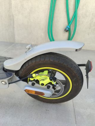 Patinete Eléctrico Smart Gyro Z-Pro Silver.