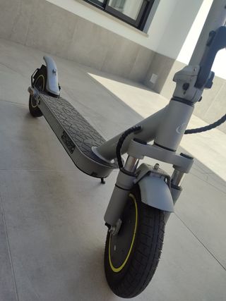 Patinete Eléctrico Smart Gyro Z-Pro Silver.