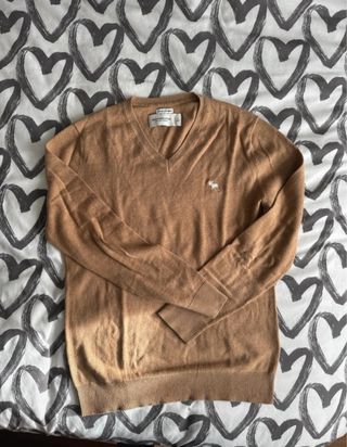 Jersey Abercrombie & Fitch cuello pico S