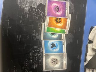 Carte Pokémon evoluzioni prismatiche