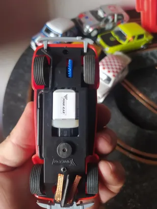 Coche slot Citroen 2 CV rojo