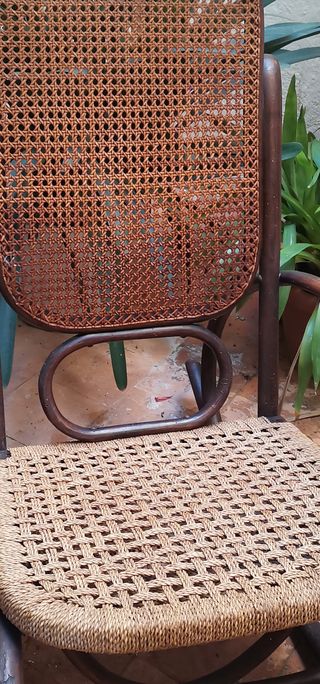 2 Mecedoras Vintage Madera y Mimbre