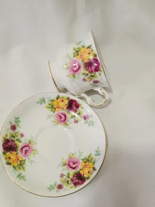 Servicio de té o café porcelana inglesa Balmora