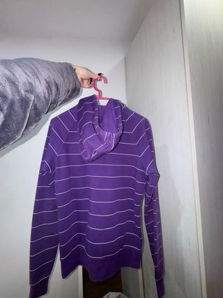 Chaqueta Nike Morada con Rayas Blancas