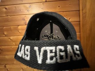 2 Gorras Negras Mickey Mouse y Las Vegas