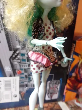 Monster High Muñeca Lagoona Blue