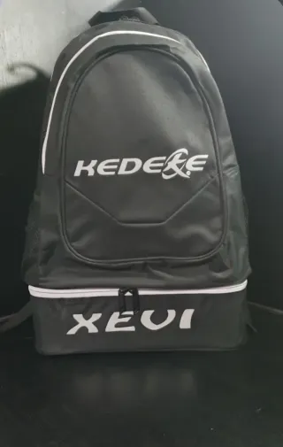 Mochila Petanca con su nombre incluido.